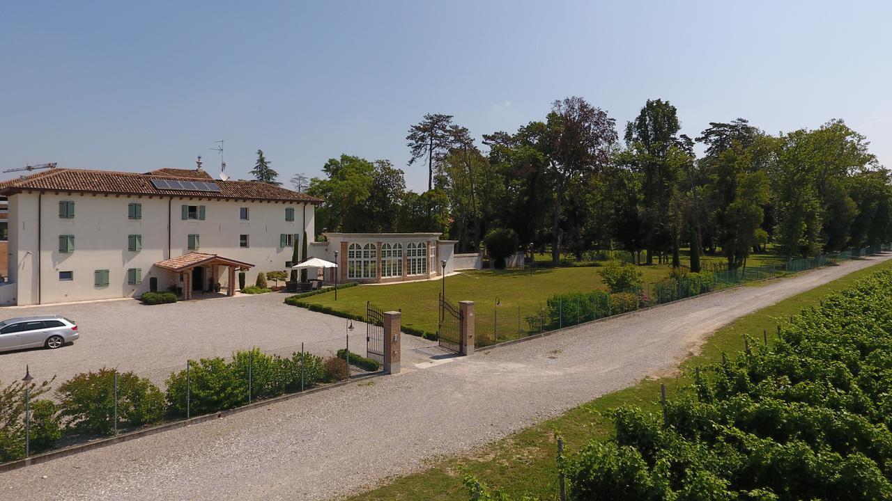 Agriturismo Villa Trovatore Cervignano del Friuli Kültér fotó